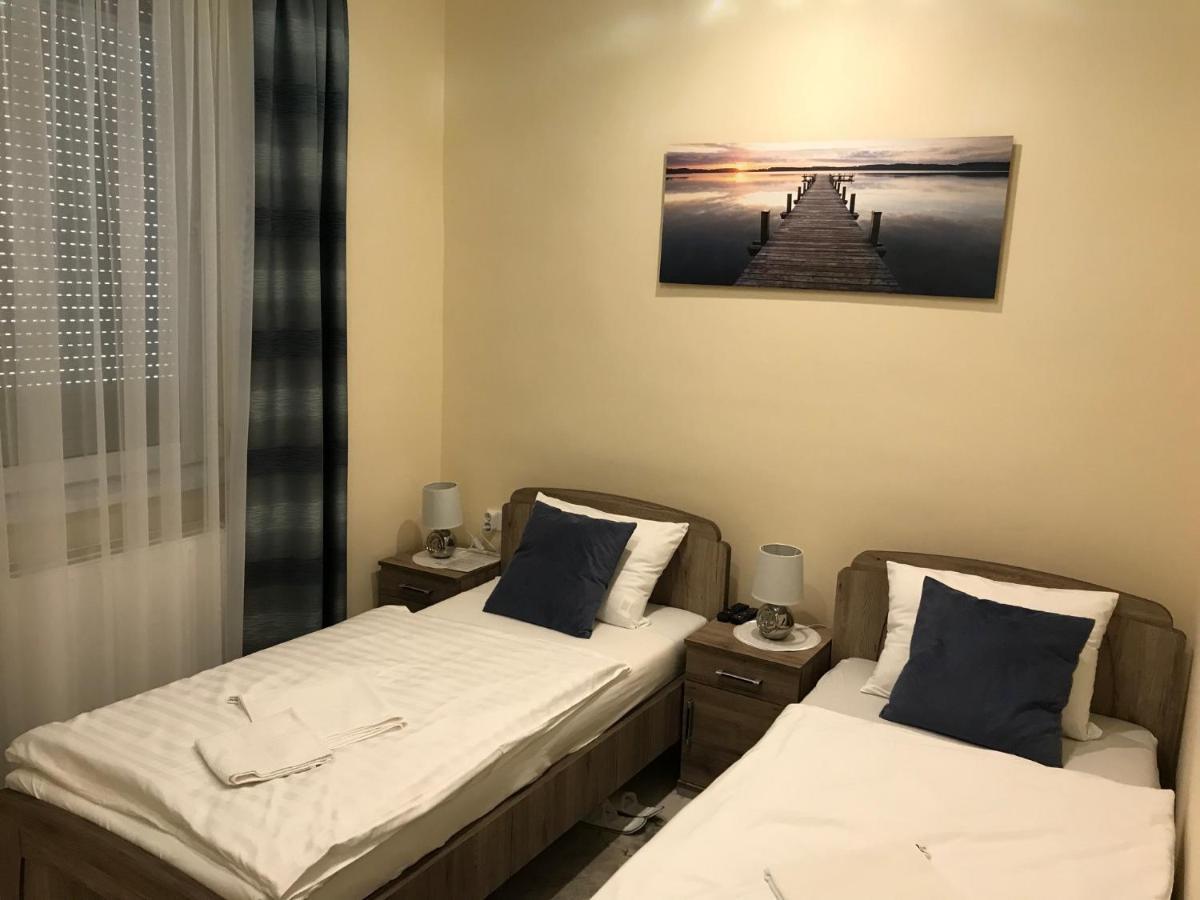 Classic Apartman Szeged Exterior photo